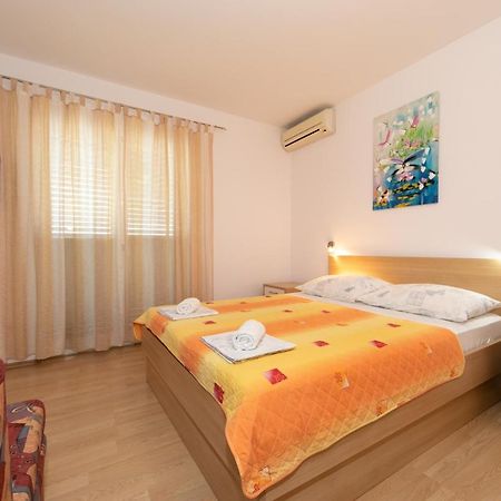 Apartments Maja Tučepi Esterno foto
